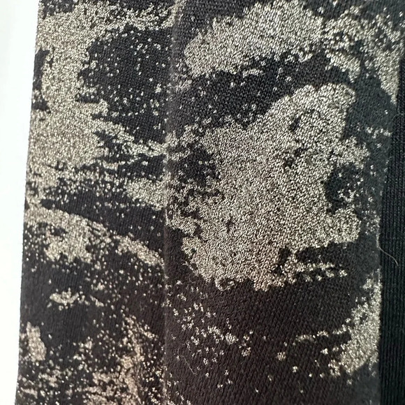 LuLaRoe Black Golden Metallic Shimmer 3/4 Sleeves Randy Baseball Tee Size 3X - Picture 6 of 9